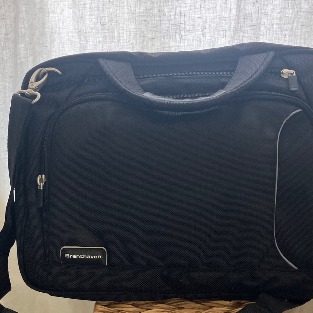 Brenthaven Black Laptop Bag